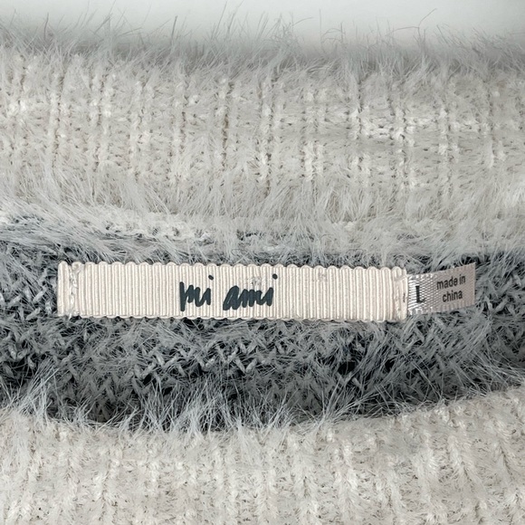 Mi ami Cropped Animal Print Leopard Print Fuzzy Soft Crew Neck Sweater S… - Picture 4 of 9